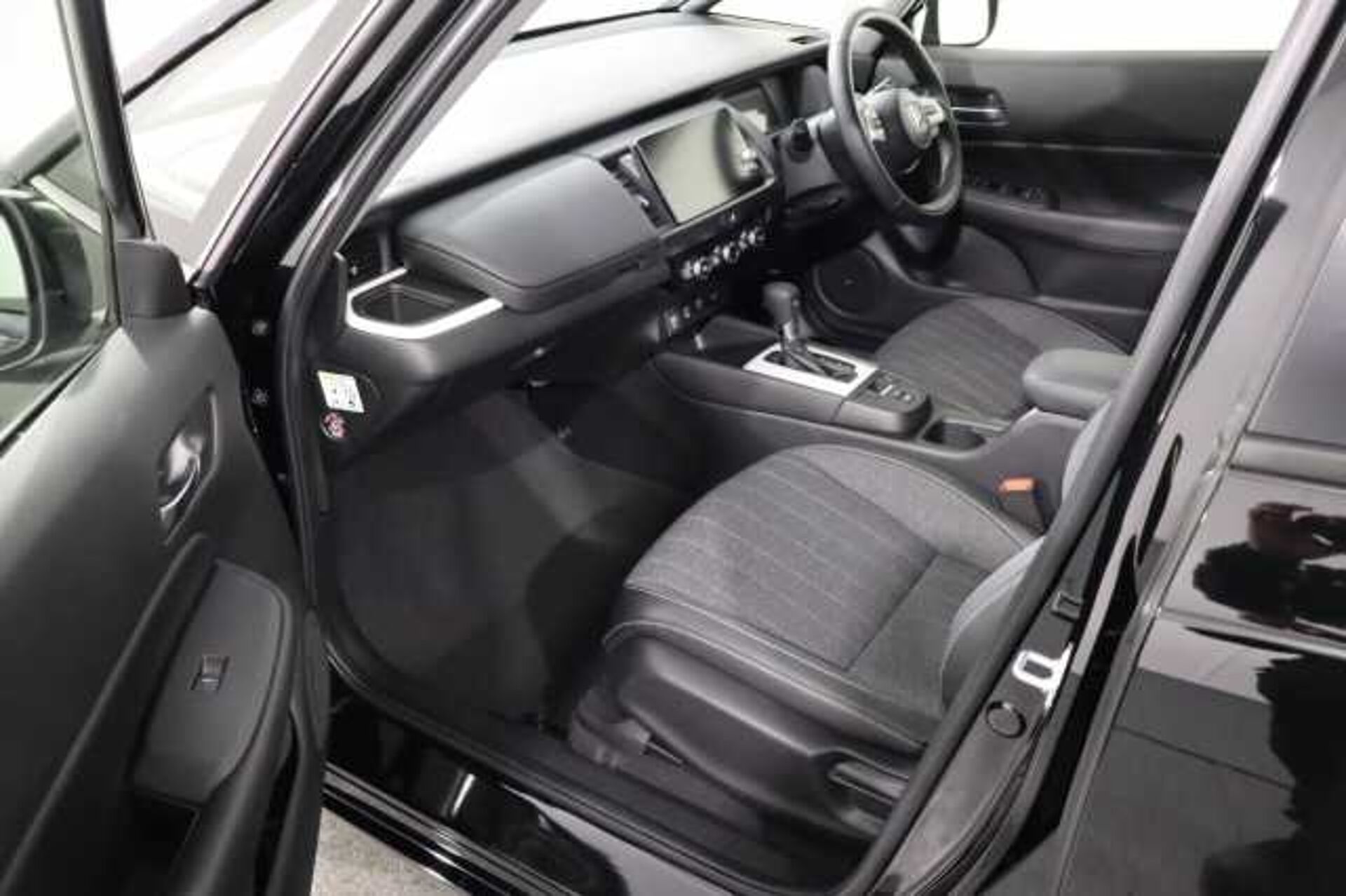Honda Jazz Hybrid 1.5 i-MMD Hybrid Advance 5dr eCVT 