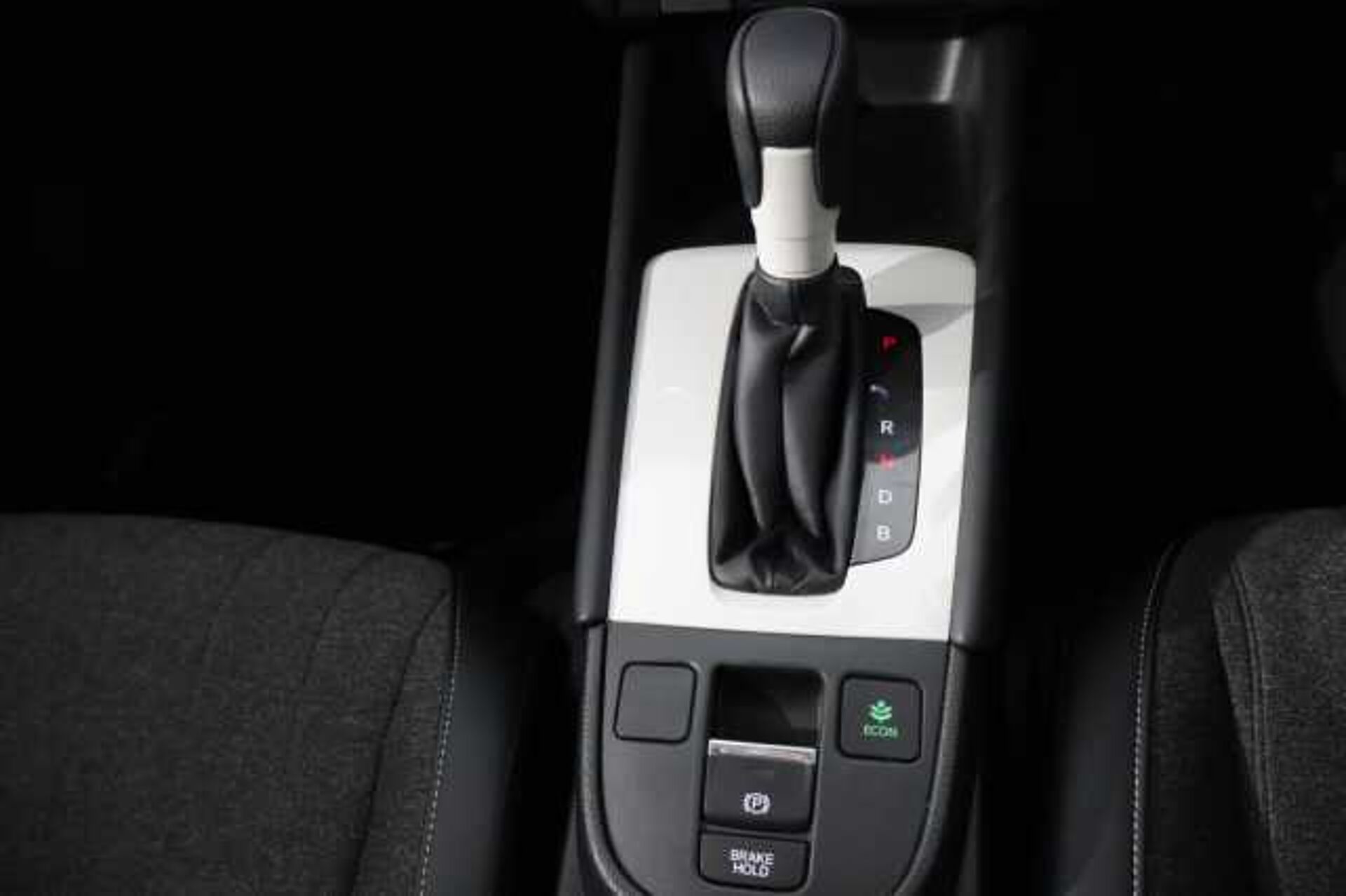 Honda Jazz Hybrid 1.5 i-MMD Hybrid SR 5dr eCVT 