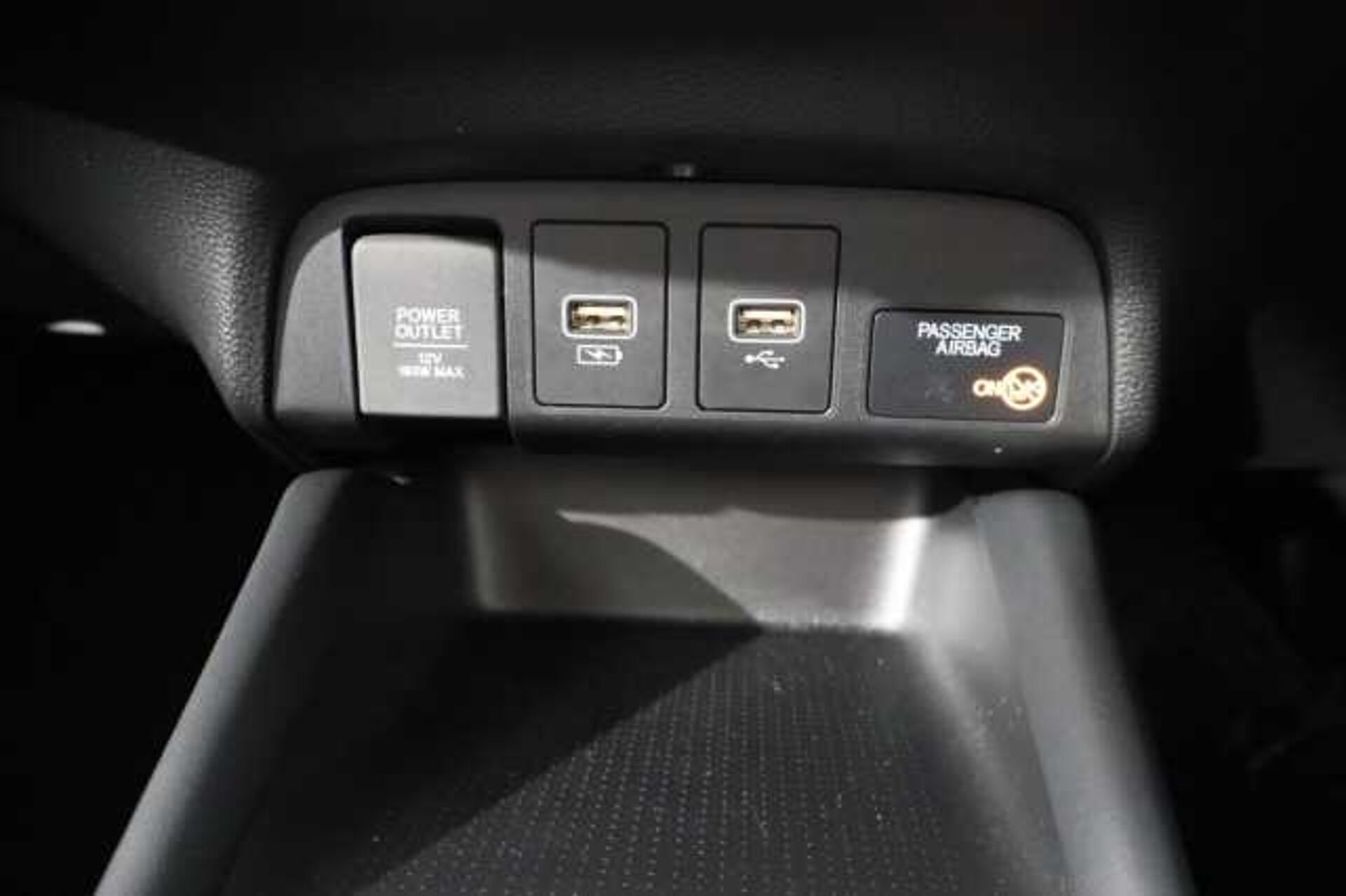 Honda Jazz Hybrid 1.5 i-MMD Hybrid SR 5dr eCVT 