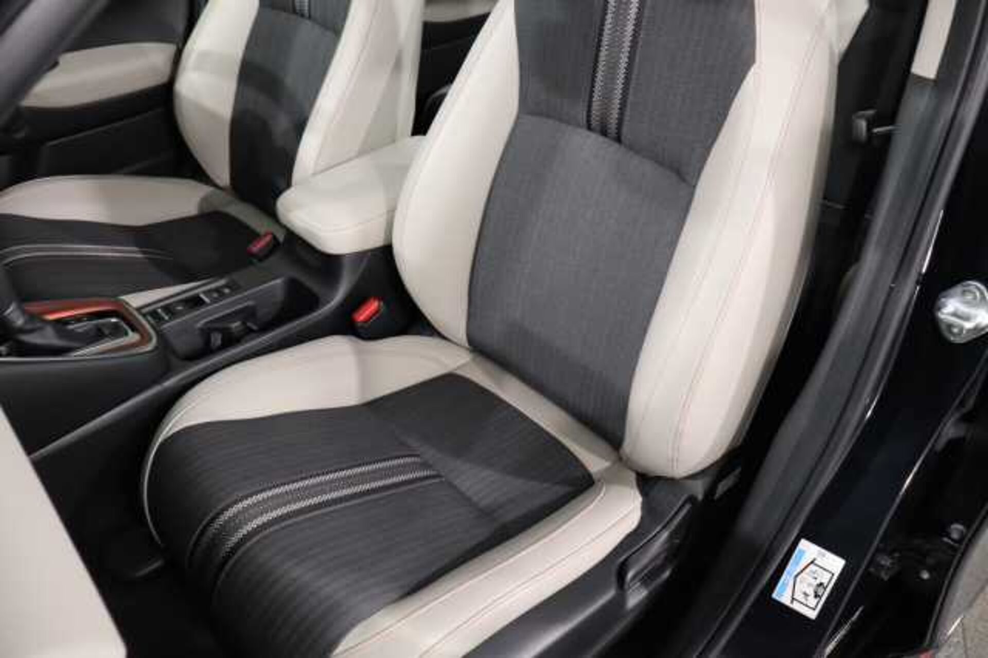 Honda HR-V Hybrid 1.5 eHEV Advance Style 5dr CVT 