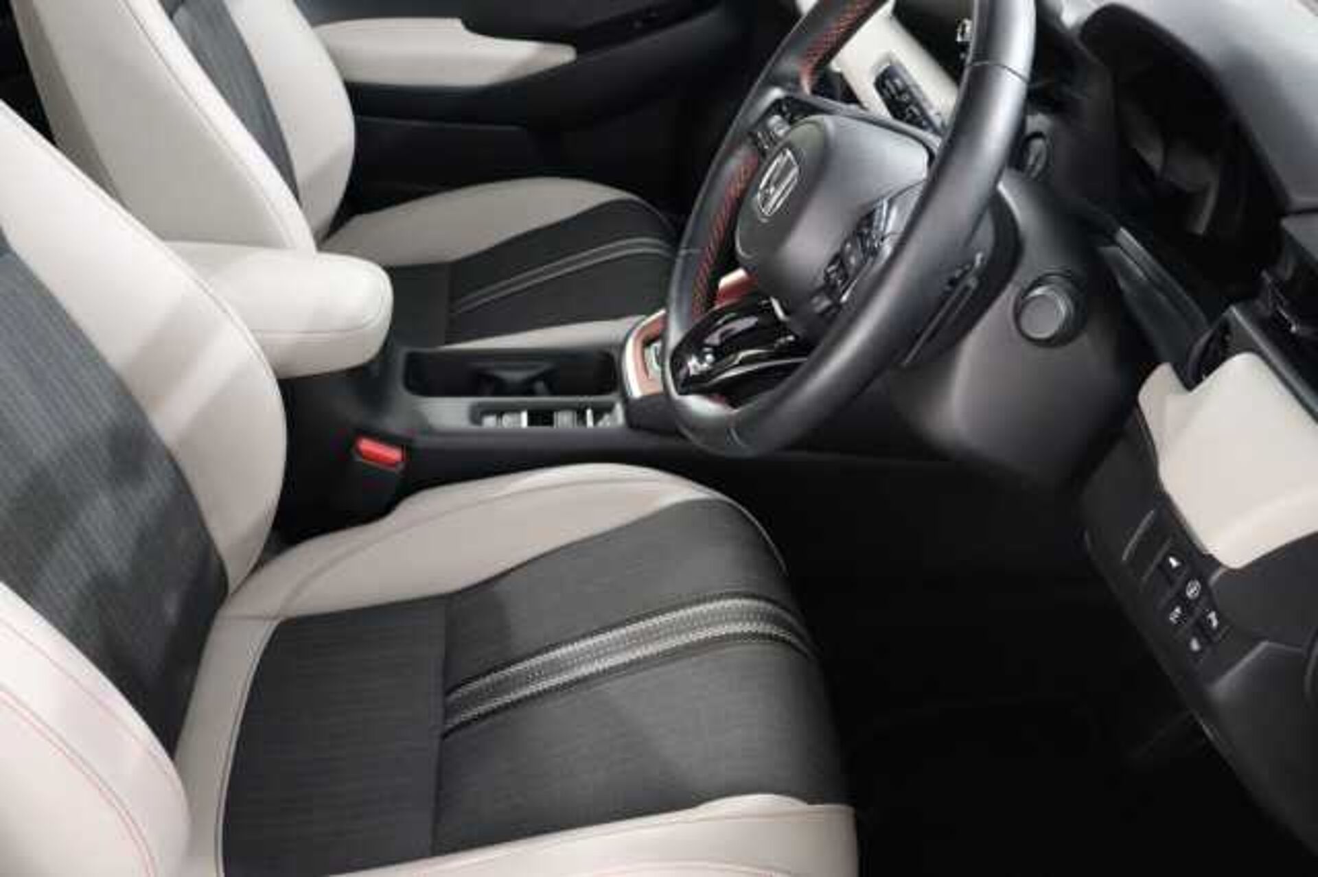 Honda HR-V Hybrid 1.5 eHEV Advance Style 5dr CVT 