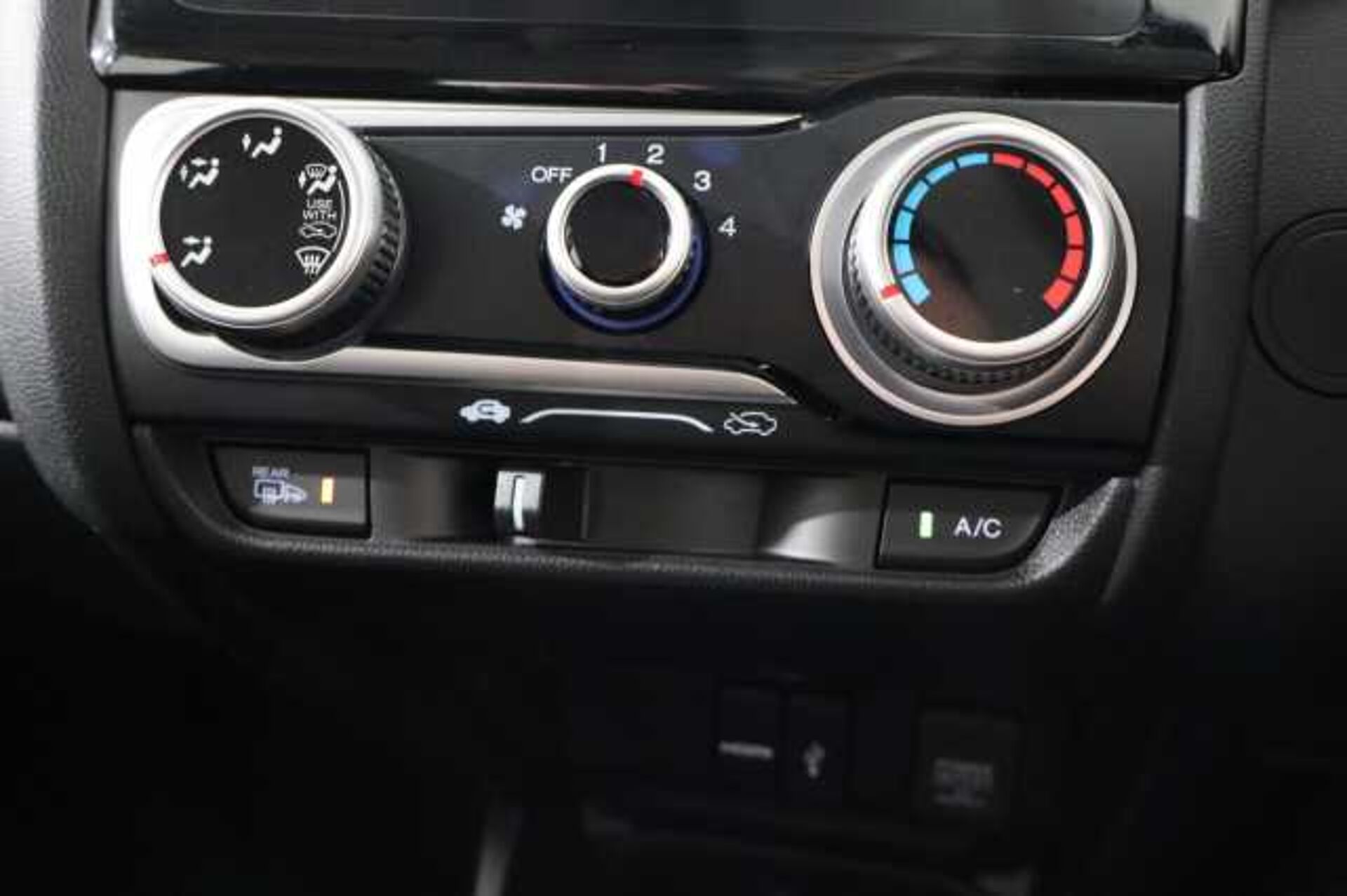 Honda Jazz 1.3 i-VTEC SE 5dr 