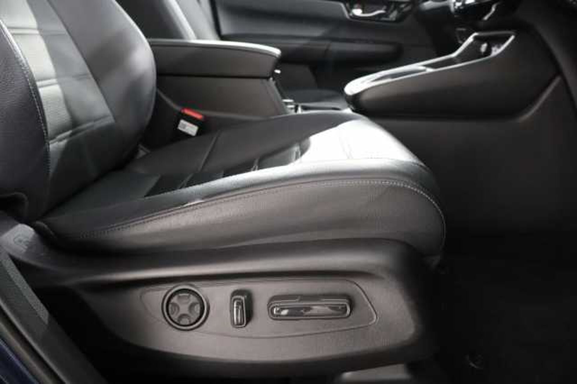 Honda CR-V Hybrid 2.0 ePHEV Advance Tech 5dr eCVT 
