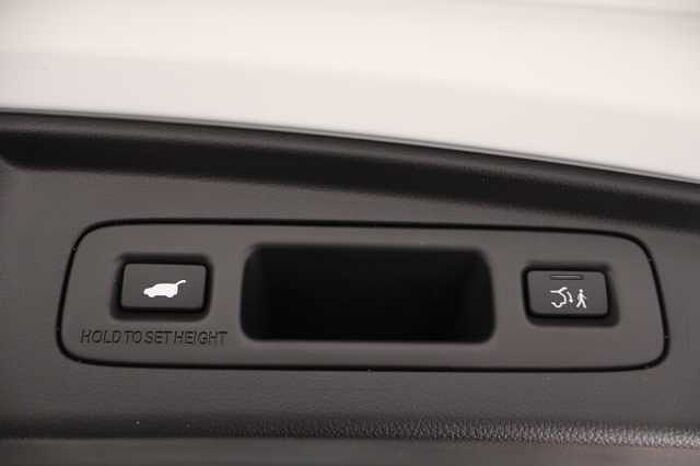 Honda CR-V Hybrid 2.0 eHEV Advance 5dr eCVT 
