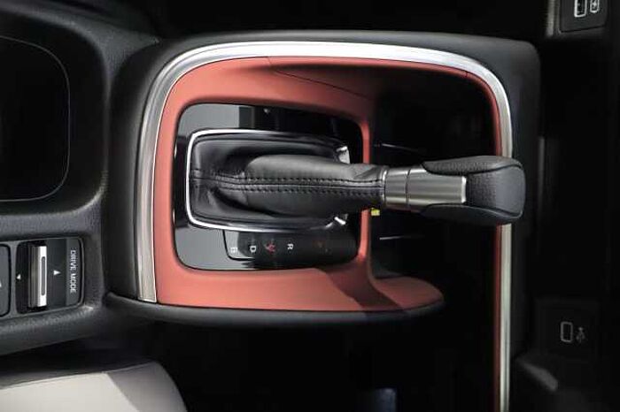 Honda HR-V Hybrid 1.5 eHEV Advance Style 5dr CVT 
