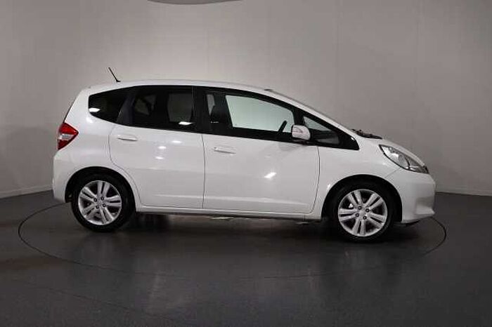 Honda Jazz 1.4 i-VTEC ES Plus 5dr CVT 