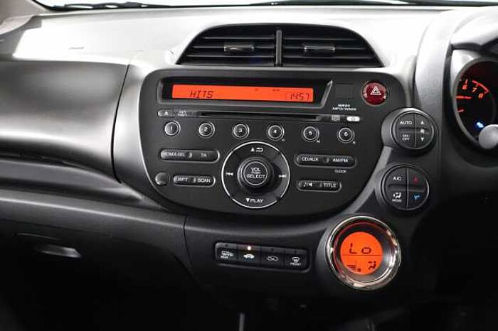 Honda Jazz 1.4 i-VTEC ES Plus 5dr CVT 
