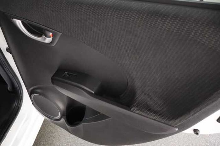 Honda Jazz 1.4 i-VTEC ES Plus 5dr CVT 