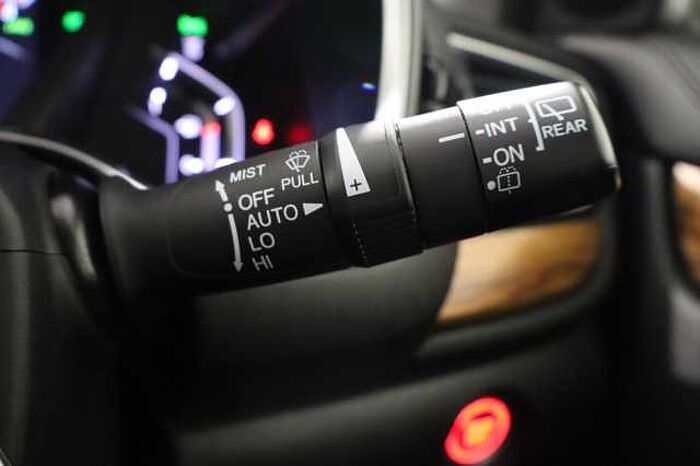 Honda CR-V 1.5 VTEC Turbo SR 5dr 