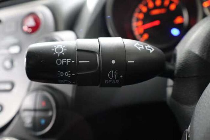 Honda Jazz 1.4 i-VTEC ES Plus 5dr 