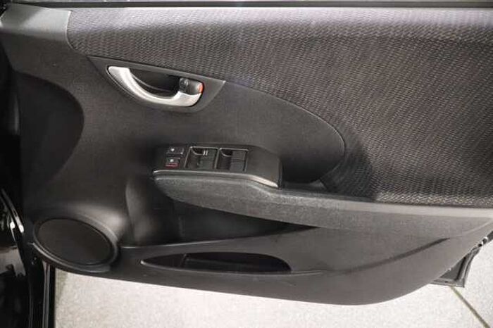 Honda Jazz 1.4 i-VTEC ES Plus 5dr 
