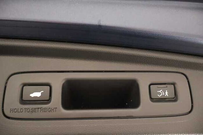 Honda CR-V Hybrid 2.0 ePHEV Advance Tech 5dr eCVT 