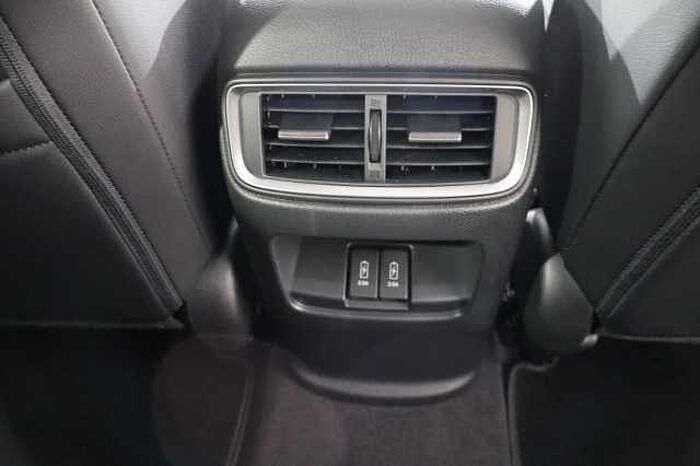 Honda CR-V Hybrid 2.0 i-MMD Hybrid SR 2WD 5dr eCVT 