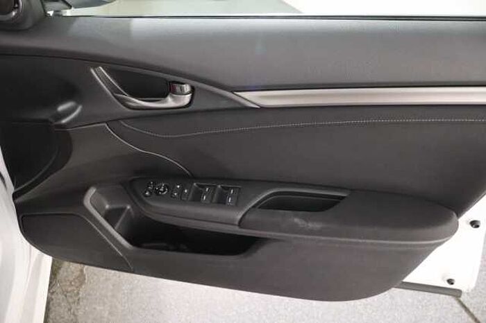 Honda Civic 1.0 VTEC Turbo 126 SR 5dr 
