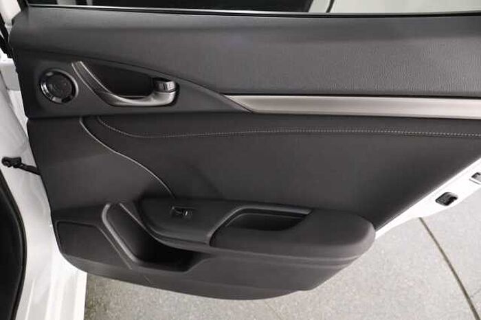 Honda Civic 1.0 VTEC Turbo 126 SR 5dr 