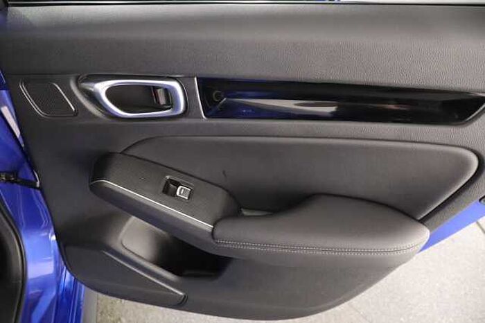 Honda Civic Hybrid 2.0 eHEV Advance 5dr CVT 